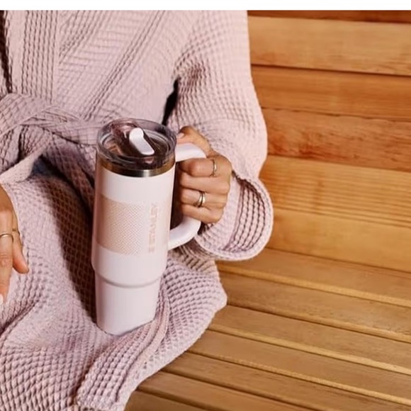 STANLEY Quencher ProTour Flip Straw Tumbler with Leakproof Lid - Picture 5 of 11